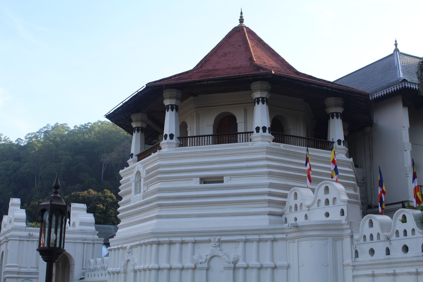 Kandy'de Diş Tapınağı